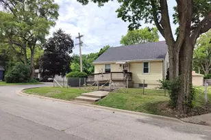 1201 Fairchild Ave, Joliet, IL 60432 - Photo 12