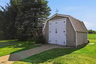 456 N Northland Ave, Amboy, IL 61310 - Photo 6