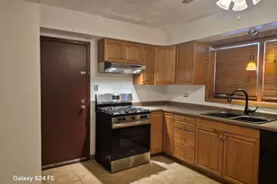 5855 W Higgins Ave, Chicago, IL 60630 - Photo 24