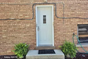 5855 W Higgins Ave, Chicago, IL 60630 - Photo 28