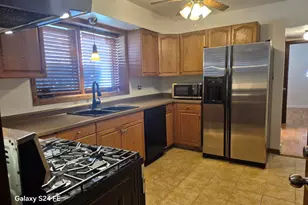 5855 W Higgins Ave, Chicago, IL 60630 - Photo 10