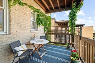 4517 N Ashland Ave, Chicago, IL 60640 - Photo 16