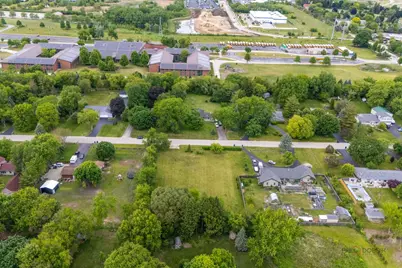 16655 W Applewood Court, Gurnee, IL 60031 - Photo 8