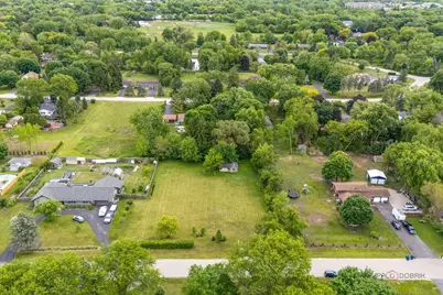 16655 W Applewood Court, Gurnee, IL 60031 - Photo 10