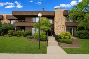 1365 N Sterling Ave, Palatine, IL 60067 - Photo 1