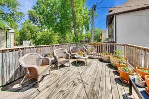2455 N Sawyer Ave, Chicago, IL 60647 - Photo 20