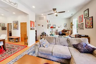 2455 N Sawyer Ave, Chicago, IL 60647 - Photo 4