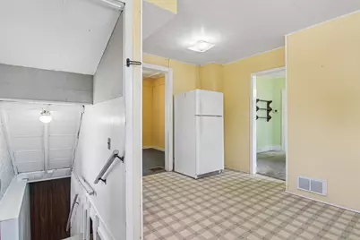 470 N Prairie Avenue, Mundelein, IL 60060 - Photo 14