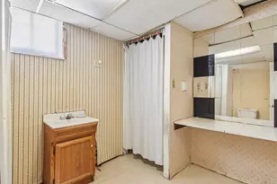 470 N Prairie Ave, Mundelein, IL 60060 - Photo 32