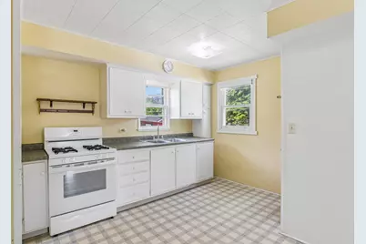 470 N Prairie Avenue, Mundelein, IL 60060 - Photo 10