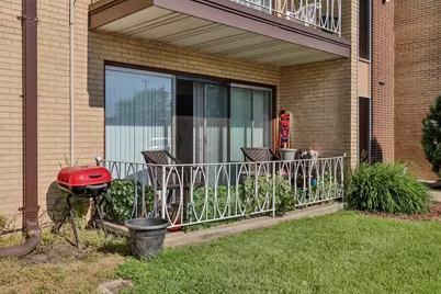 18320 Cherry Creek Drive #2, Homewood, IL 60430 - Photo 4