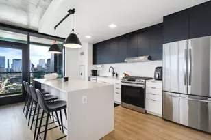 225 N Elizabeth St, Chicago, IL 60607 - Photo 8