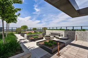 225 N Elizabeth St, Chicago, IL 60607 - Photo 26