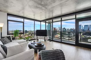 225 N Elizabeth St, Chicago, IL 60607 - Photo 2