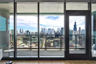 225 N Elizabeth St, Chicago, IL 60607 - Photo 6