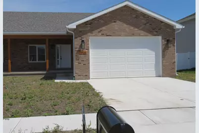 1938 Mountain Road, Morris, IL 60450 - Photo 2
