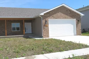 1938 Mountain Rd, Morris, IL 60450 - Photo 1