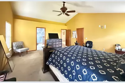 2023 Crosswind Drive, Plainfield, IL 60586 - Photo 16