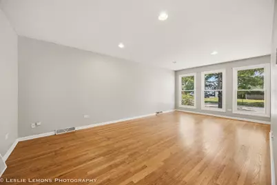 16388 Terry Lane, Oak Forest, IL 60452 - Photo 6