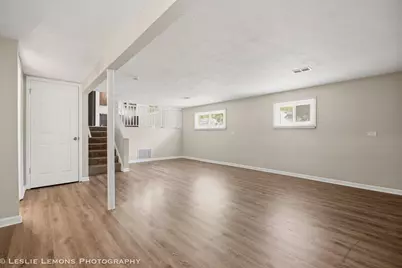16388 Terry Lane, Oak Forest, IL 60452 - Photo 14