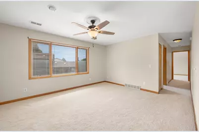 1833 Kerrybrook Court #0, Sycamore, IL 60178 - Photo 8