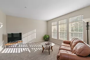 2653 Maple Cir, West Dundee, IL 60118 - Photo 4