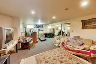 1801 N 77th Ct, Elmwood Park, IL 60707 - Photo 32