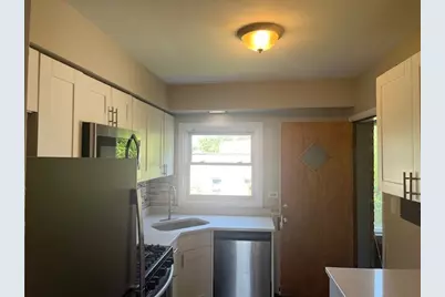 [Address not provided], Skokie, IL 60077 - Photo 8