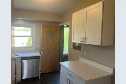 [Address not provided], Skokie, IL 60077 - Photo 6