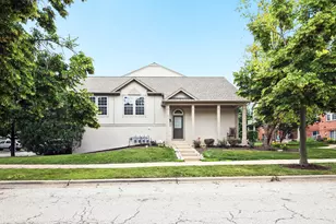518 Conservatory Ln, Aurora, IL 60502 - Photo 1
