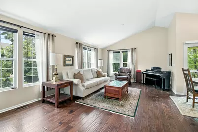 518 Conservatory Lane, Aurora, IL 60502 - Photo 4