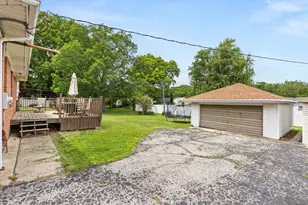 502 Boys St, Streator, IL 61364 - Photo 26