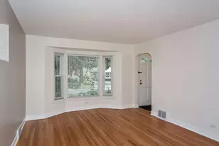 2140 Dobson St, Evanston, IL 60202 - Photo 4