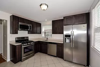 2140 Dobson Street, Evanston, IL 60202 - Photo 2