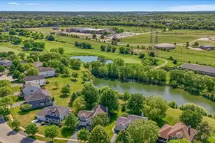 218 Foxford Dr, Cary, IL 60013 - Photo 56