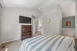 218 Foxford Dr, Cary, IL 60013 - Photo 24