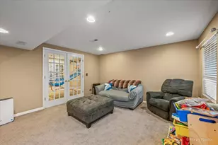 218 Foxford Dr, Cary, IL 60013 - Photo 36