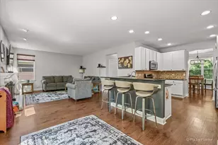 218 Foxford Dr, Cary, IL 60013 - Photo 16