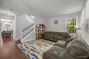 218 Foxford Dr, Cary, IL 60013 - Photo 8
