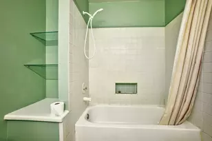 649 Hiawatha Dr, Carol Stream, IL 60188 - Photo 22