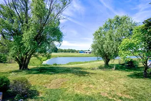 649 Hiawatha Dr, Carol Stream, IL 60188 - Photo 26