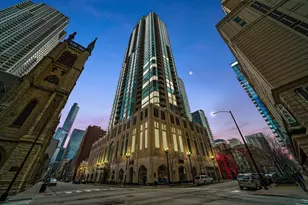 21 E Huron St, Chicago, IL 60611 - Photo 48