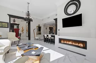 21 E Huron St, Chicago, IL 60611 - Photo 6