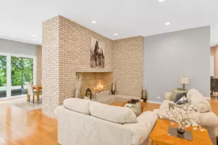 4 Far Hills Rd, Barrington Hills, IL 60010 - Photo 16