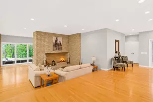 4 Far Hills Rd, Barrington Hills, IL 60010 - Photo 14