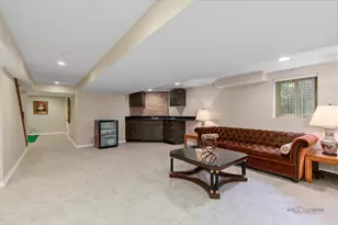 2315 Castilian Cir, Northbrook, IL 60062 - Photo 24