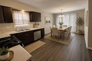 520 Calhoun Ave, Calumet City, IL 60409 - Photo 2