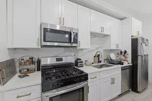 4937 N St Louis Ave, Chicago, IL 60625 - Photo 2