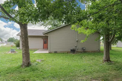 101 A S State Street, Danvers, IL 61732 - Photo 34