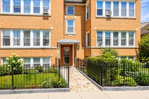 4646 W Addison St, Chicago, IL 60641 - Photo 1
